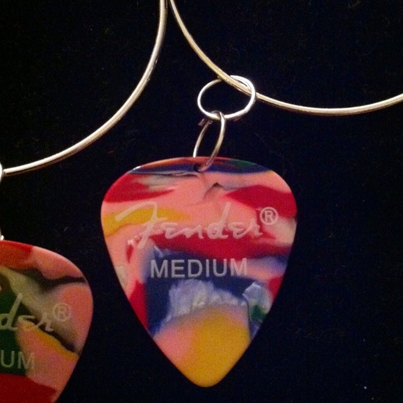 COPY - Guitar Pick Hoop Earrings - Picture 2 of 4